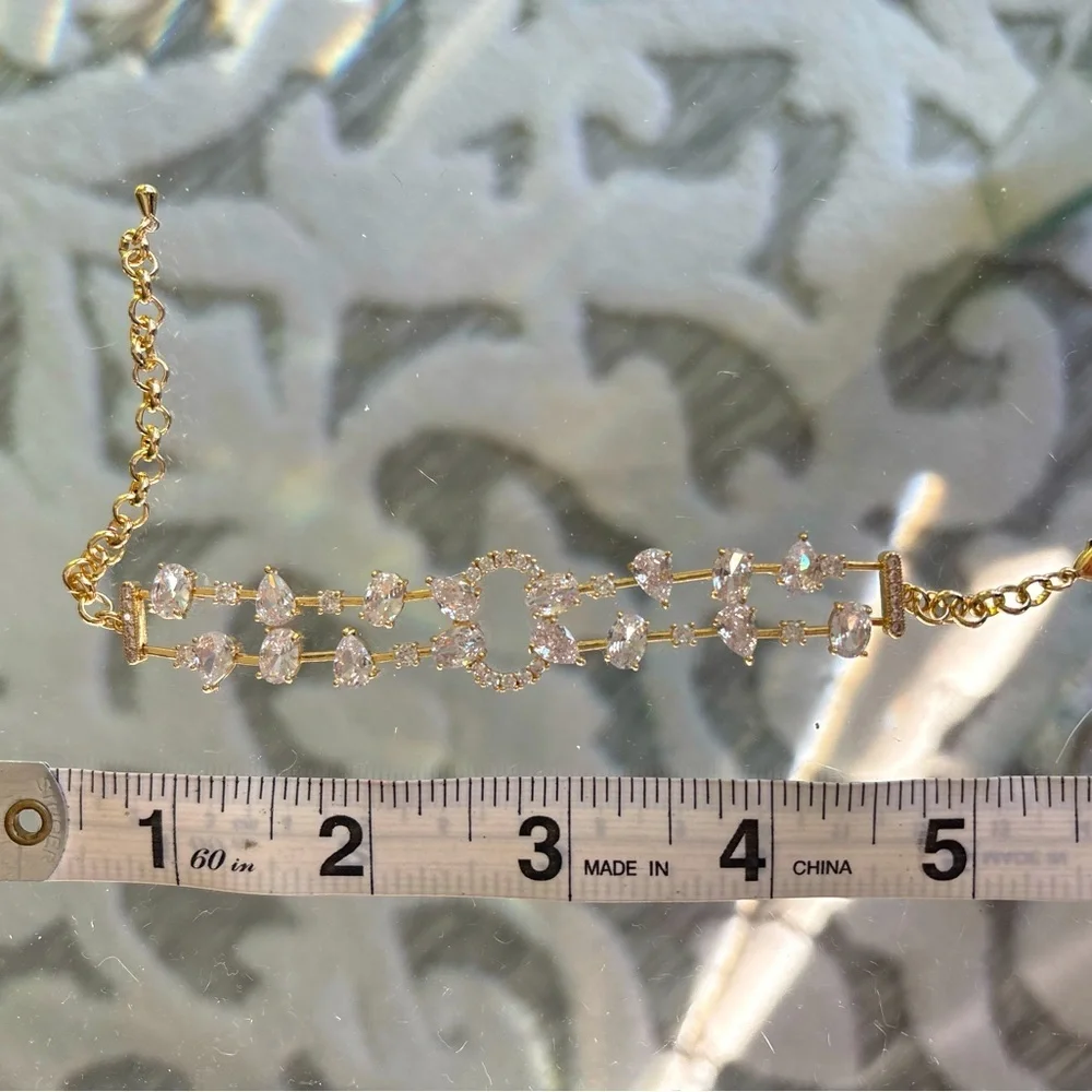 Express gold gemstone bracelet